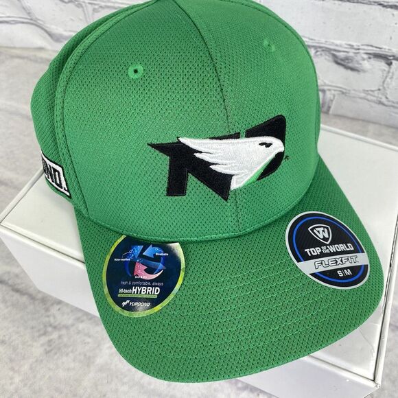 North Dakota Fighting Hawks Top Of The‎ World Victory Stretch FlexFit Hat S/M - Picture 1 of 8